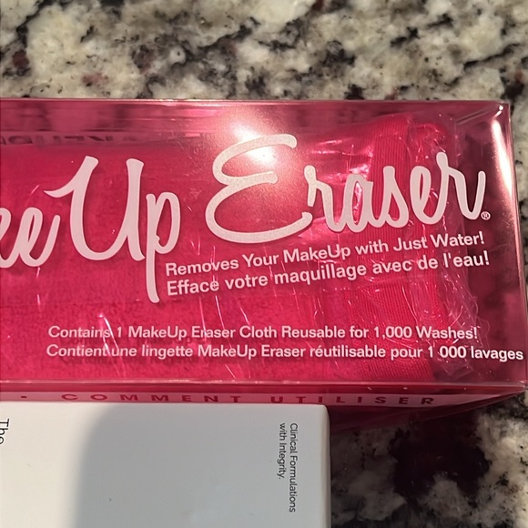 The Ordinary Hyaluronic + Soothing Serum + Makeup Eraser + Inkey List Serum! - Picture 5 of 5